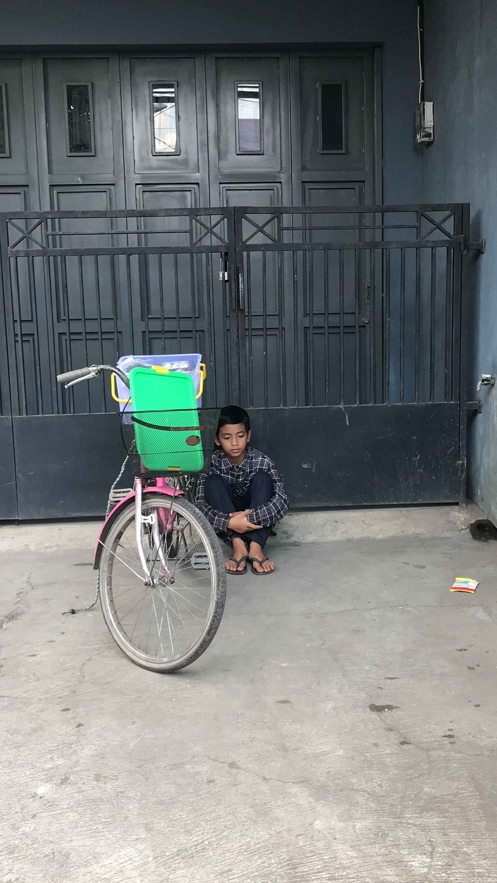 Terancam Putus Sekolah Juang Bocah Bantu Ekonomi Keluarga